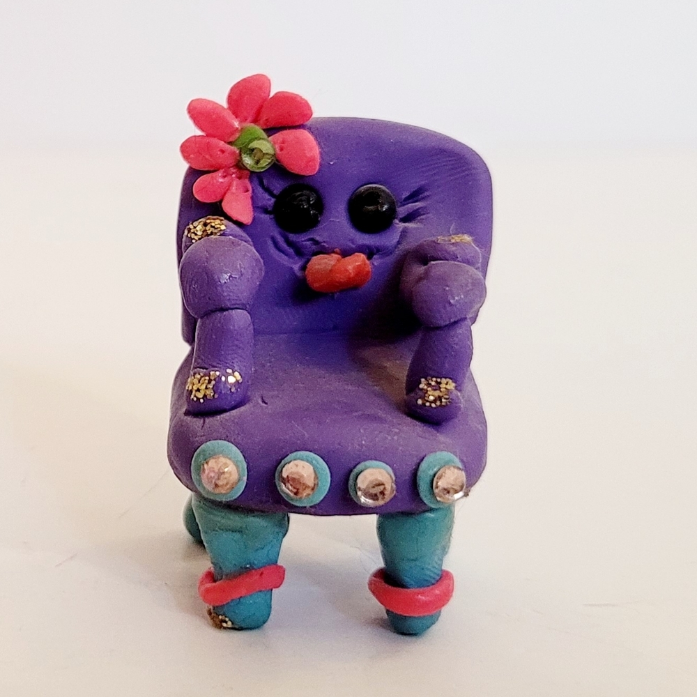 Mini clay chair